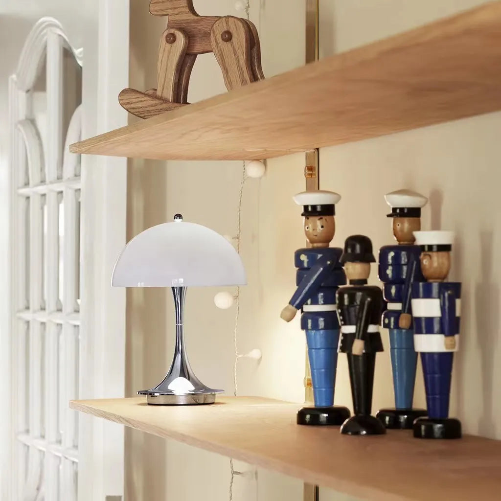 Cordfreeshine - ledningsfri bordlampe