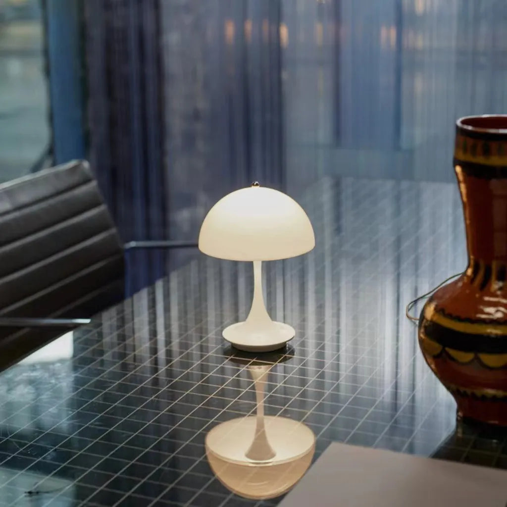 Cordfreeshine - ledningsfri bordlampe