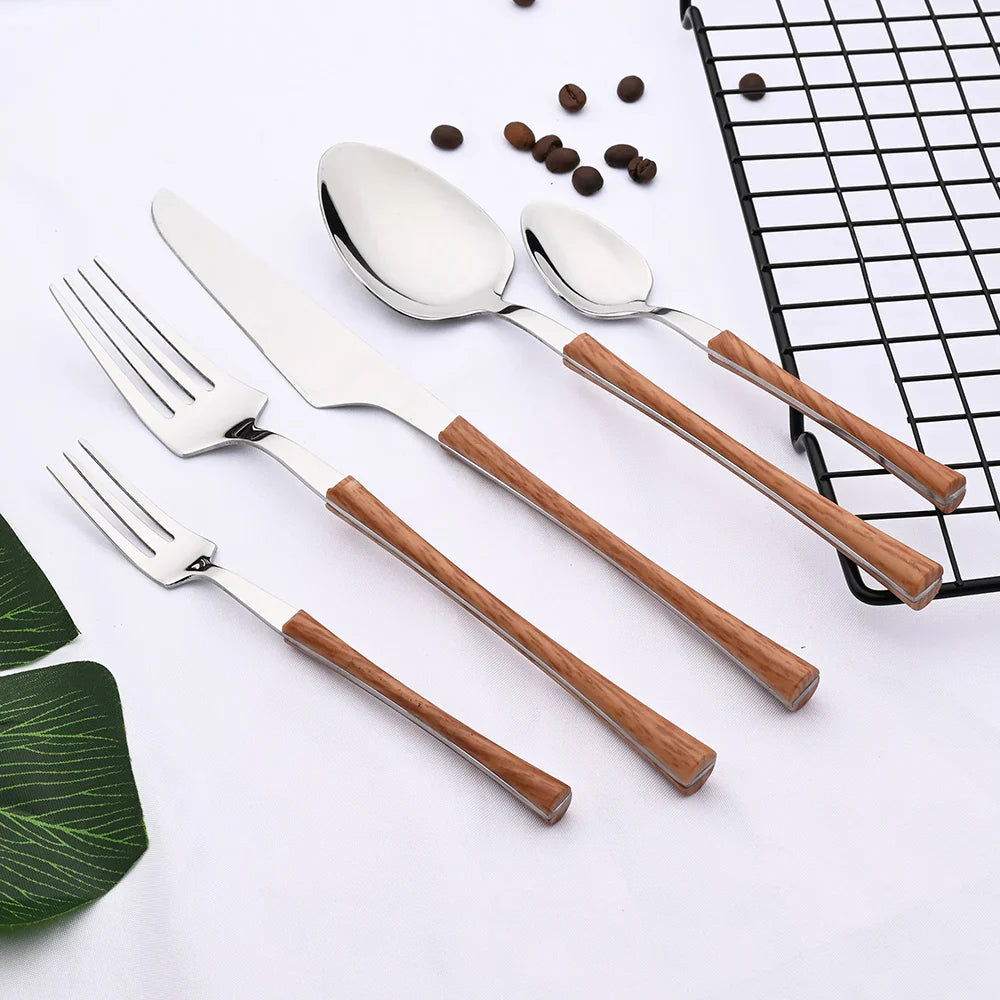 RusticDining | bestik i rustfrit stål med træhåndtag