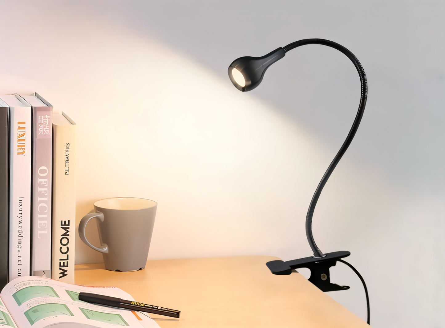 Clipnglow skrivebordslampe - 360° drejelig, usb-drevet, fleksibel skrivebordslampe
