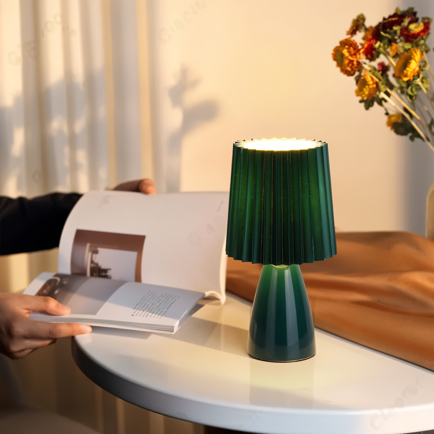 Conepleated bordlampe - led keramisk milkshake skrivebordslampe