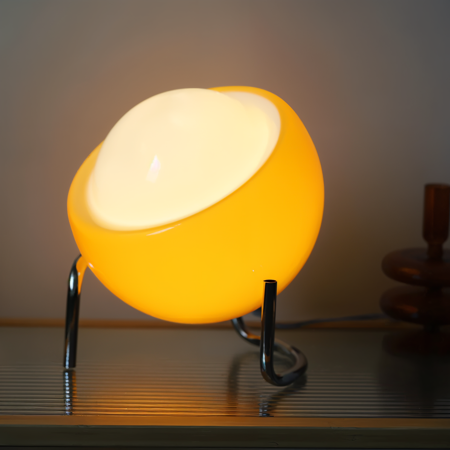 Eyeart bordlampe - orange bordlampe i glas