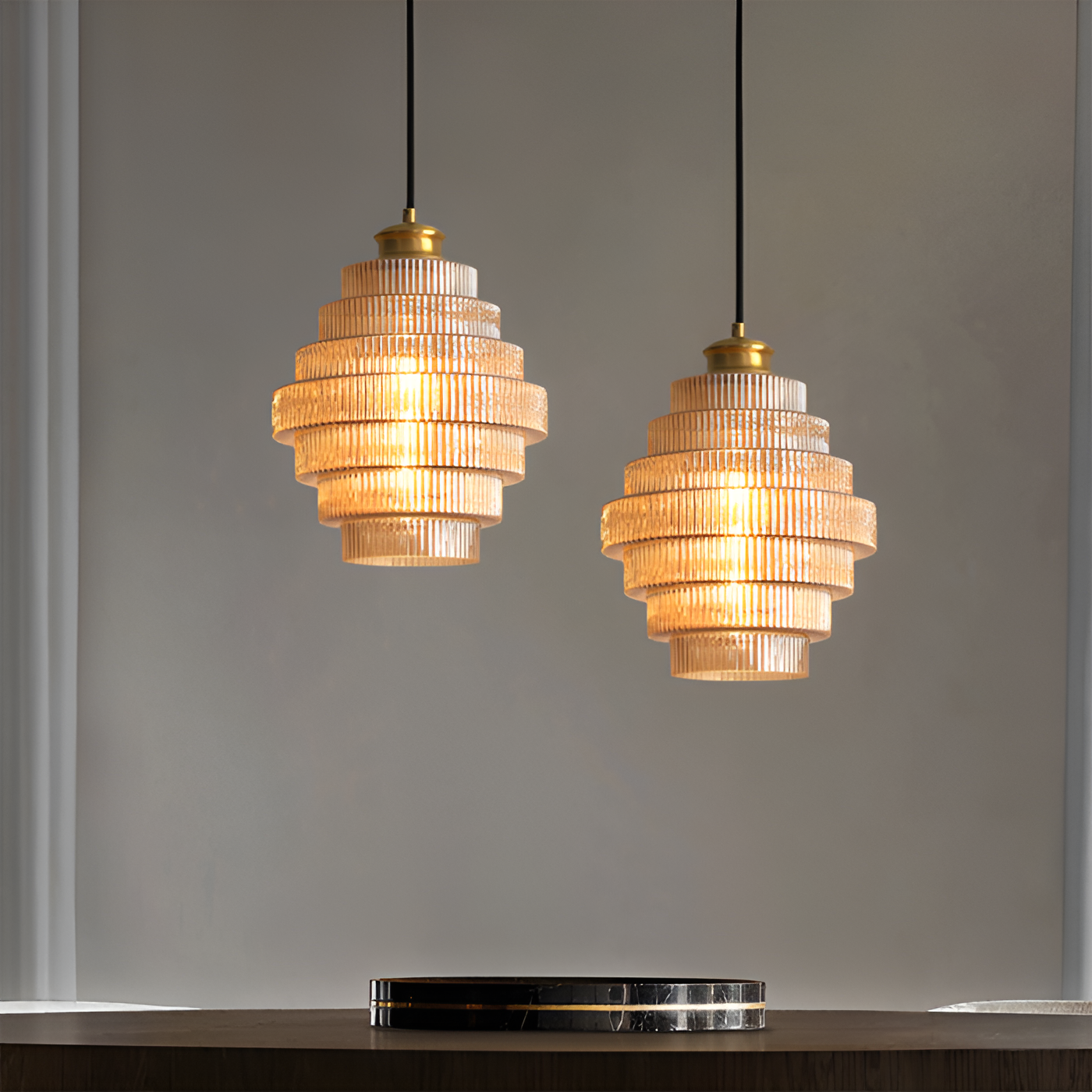 Curve - arkaisk lysekrone med aftrappet design