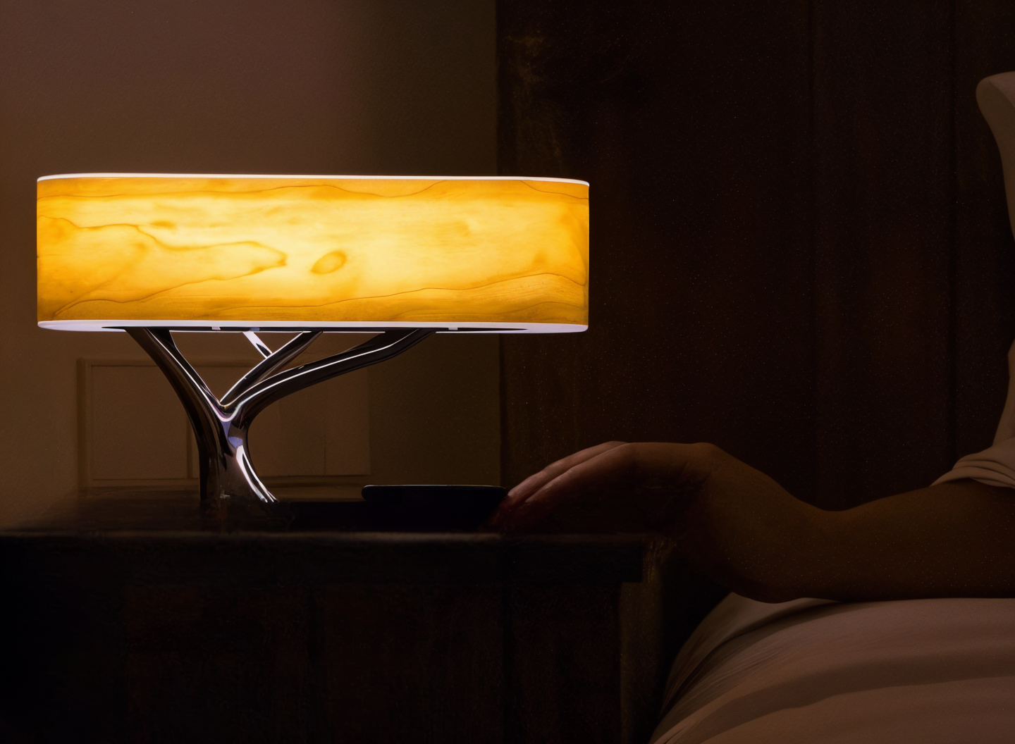Naturetune bordlampe - multifunktionel sengelampe med bluetooth-højttaler og trådløs oplader
