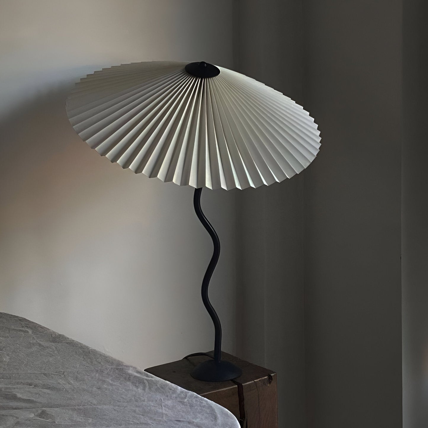 Ori squiggle-lampe - foldet bordlampe - origami led-bordlampe