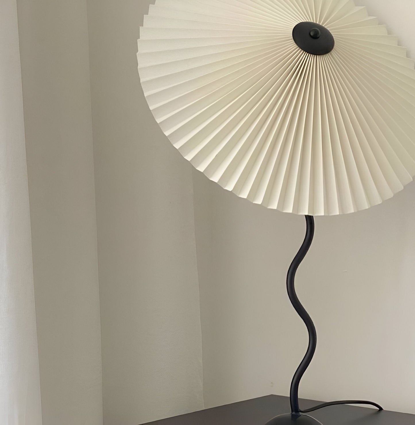 Ori squiggle-lampe - foldet bordlampe - origami led-bordlampe