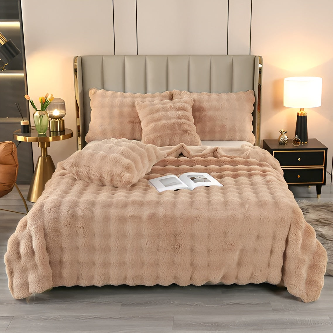 Plushperfection - opvarmet fleecetæppe i klassisk ternet design