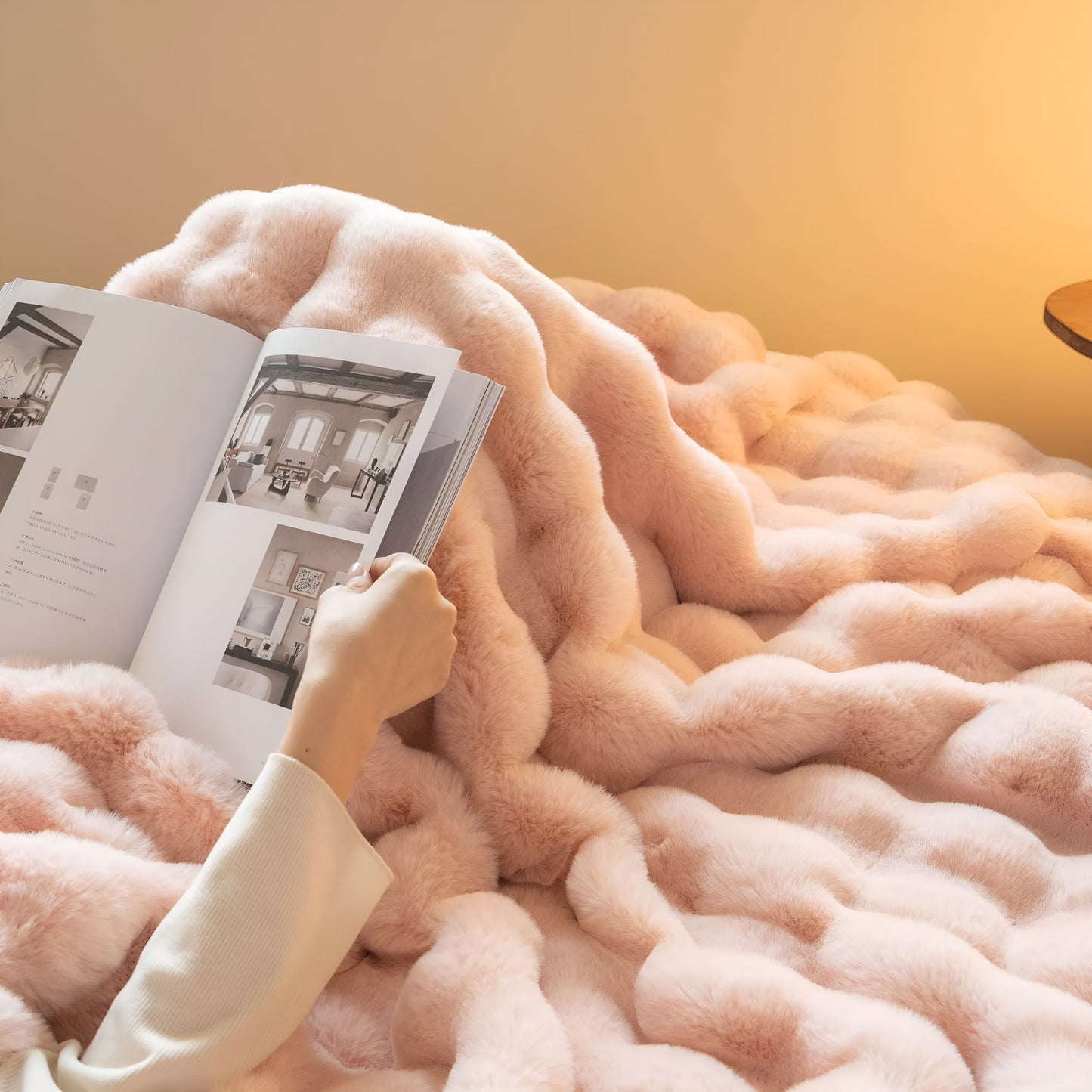 Plushperfection - opvarmet fleecetæppe i klassisk ternet design