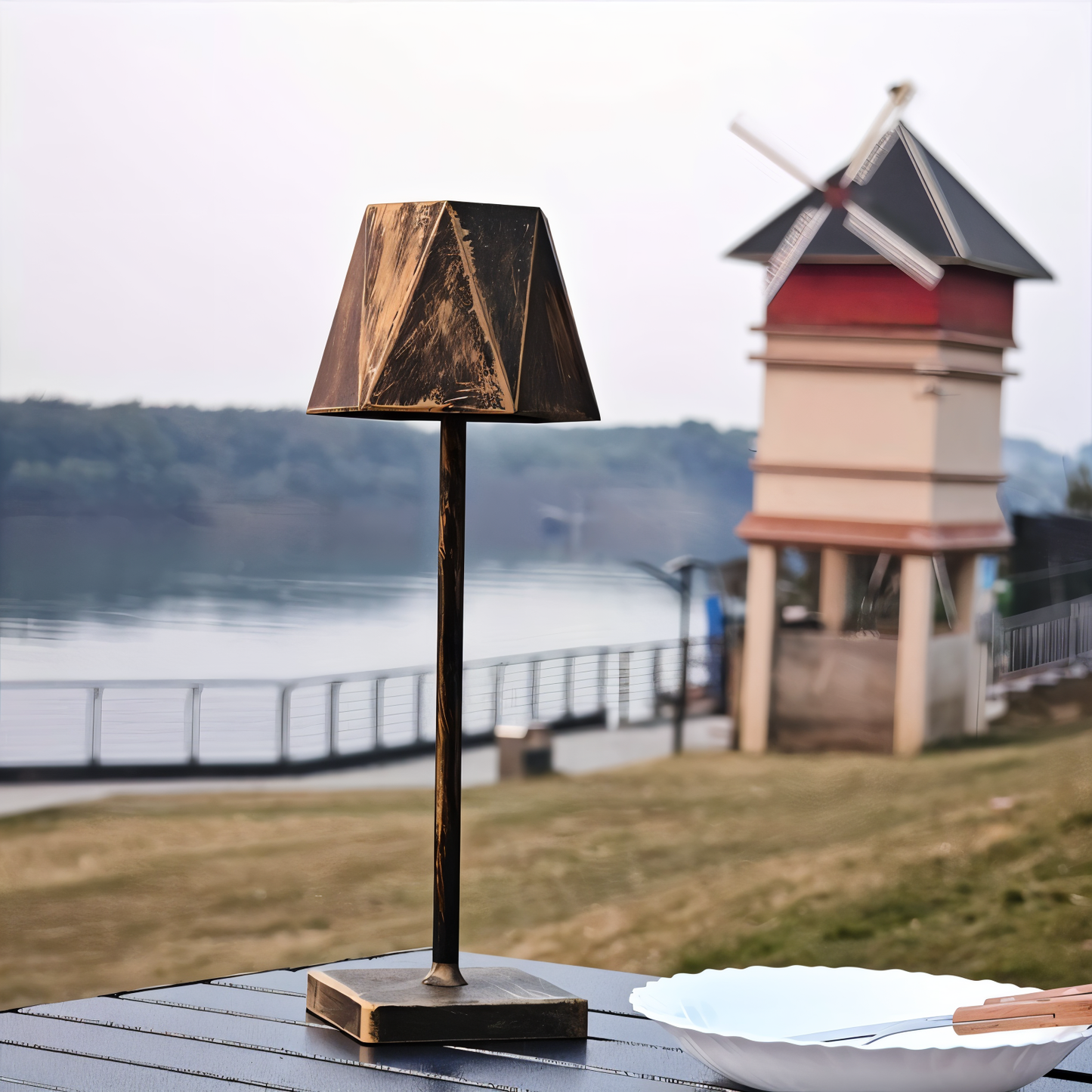 Polylamp - bærbar sekskantet led-bordlampe - vandtæt og genopladelig