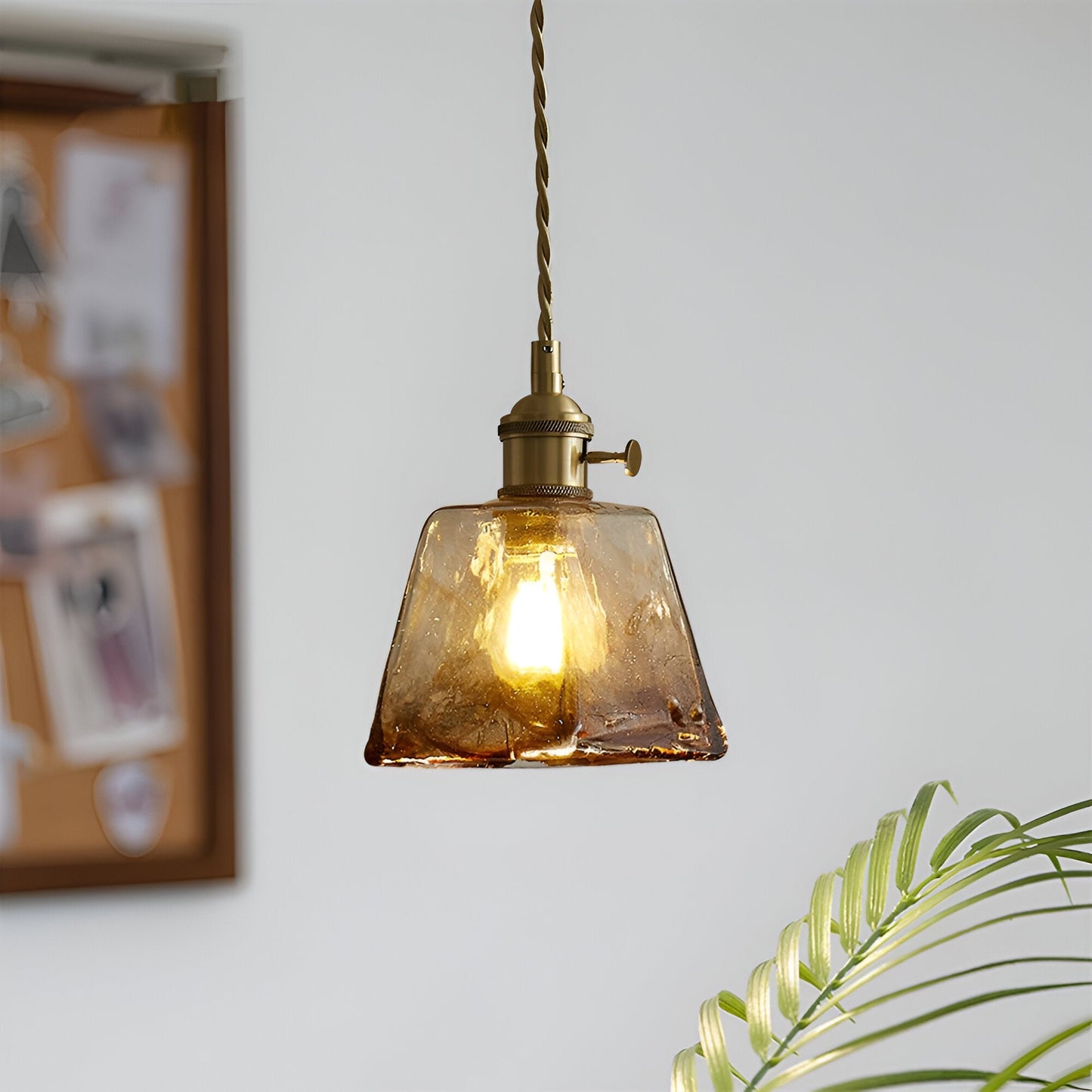 Twist deco-pendel i glas - pendel i antik messing med vintage-flair