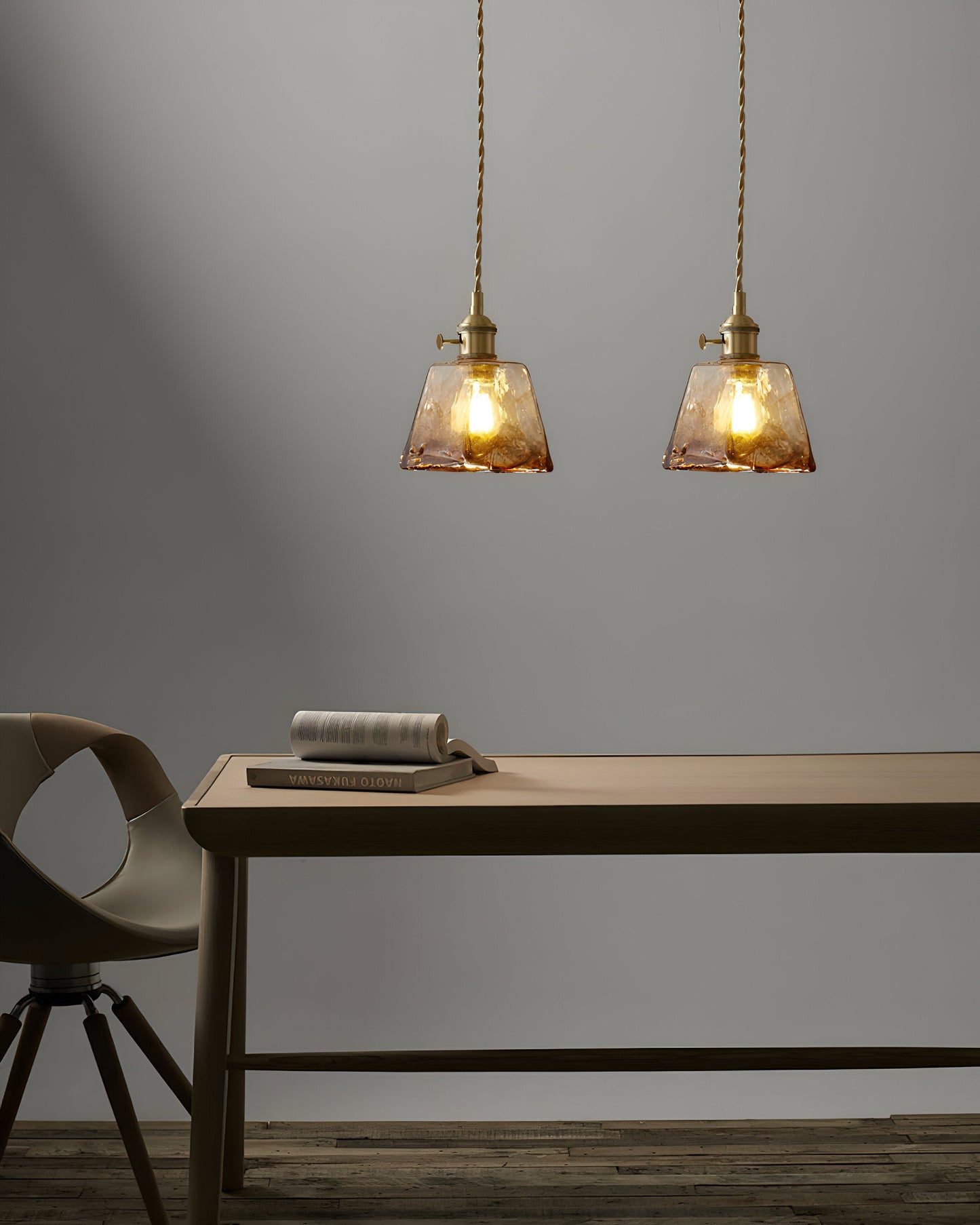 Twist deco-pendel i glas - pendel i antik messing med vintage-flair