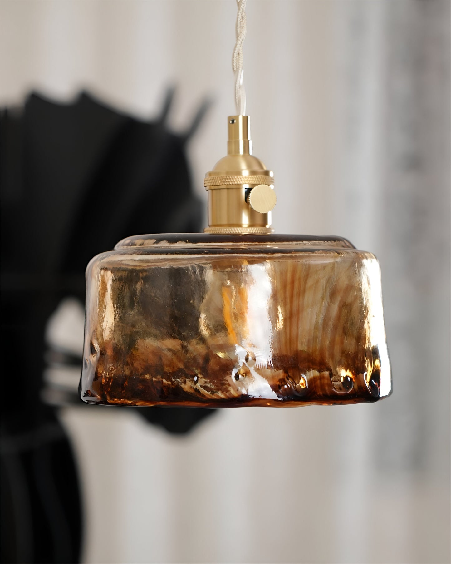 Twist deco-pendel i glas - pendel i antik messing med vintage-flair