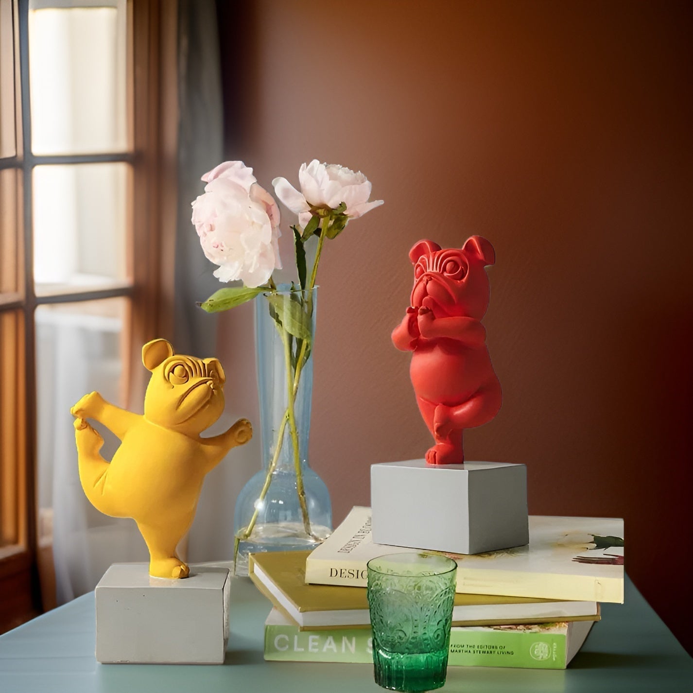 Yoga Paws - abstrakt yoga bulldog-figur til legende husholdninger