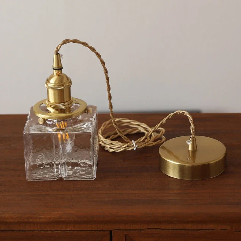 Nihonglow - rustik loftslampe lavet af messing