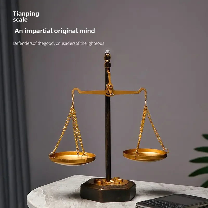 LegalCharm - elegante metalvægte