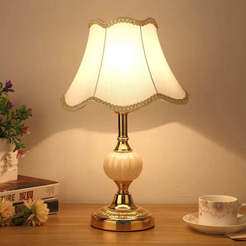 Vintagenordik - nordisk vintage bordlampe