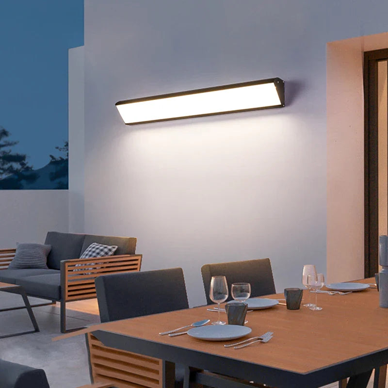 Patioglow - vandtæt led-væglampe