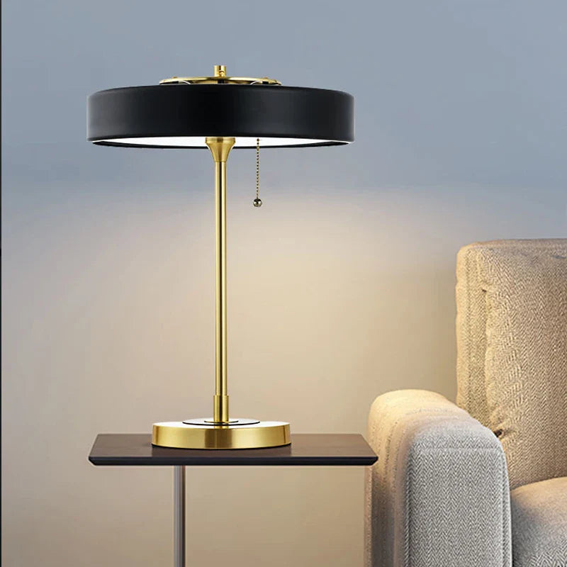 Luxeled - postmoderne bordlampe
