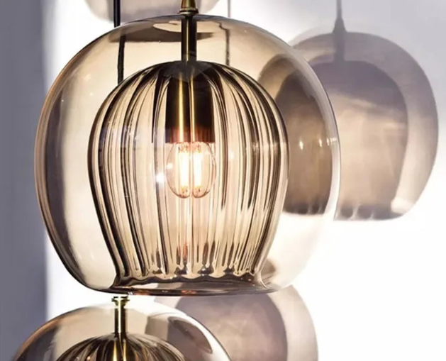 Timberglow - moderne pendellampe i glas