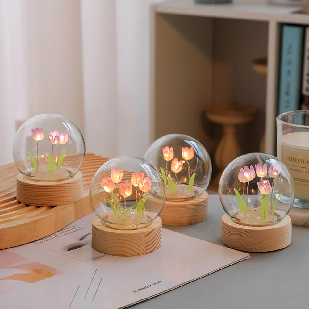 Tulipglow - tulip bordlampe til skrivebordet