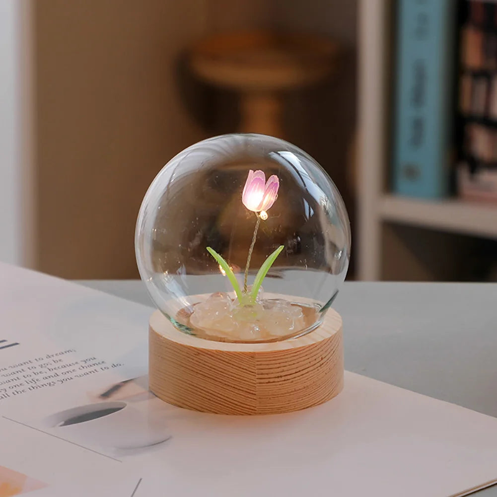 Tulipglow - tulip bordlampe til skrivebordet