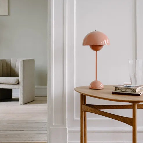 Flowerpot vp9 bordlampe, minimalistisk metal, kreativ sidelampe
