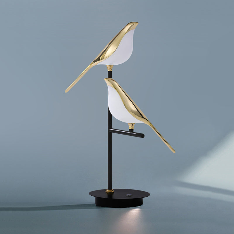 FreeFly - nordisk minimalistisk krage-lampe