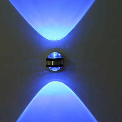 PrismBeam - led-væglampe lavet af krystal