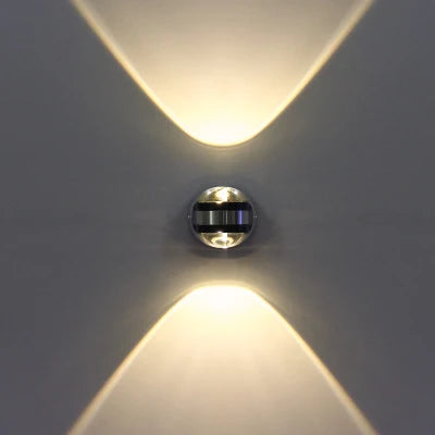 PrismBeam - led-væglampe lavet af krystal