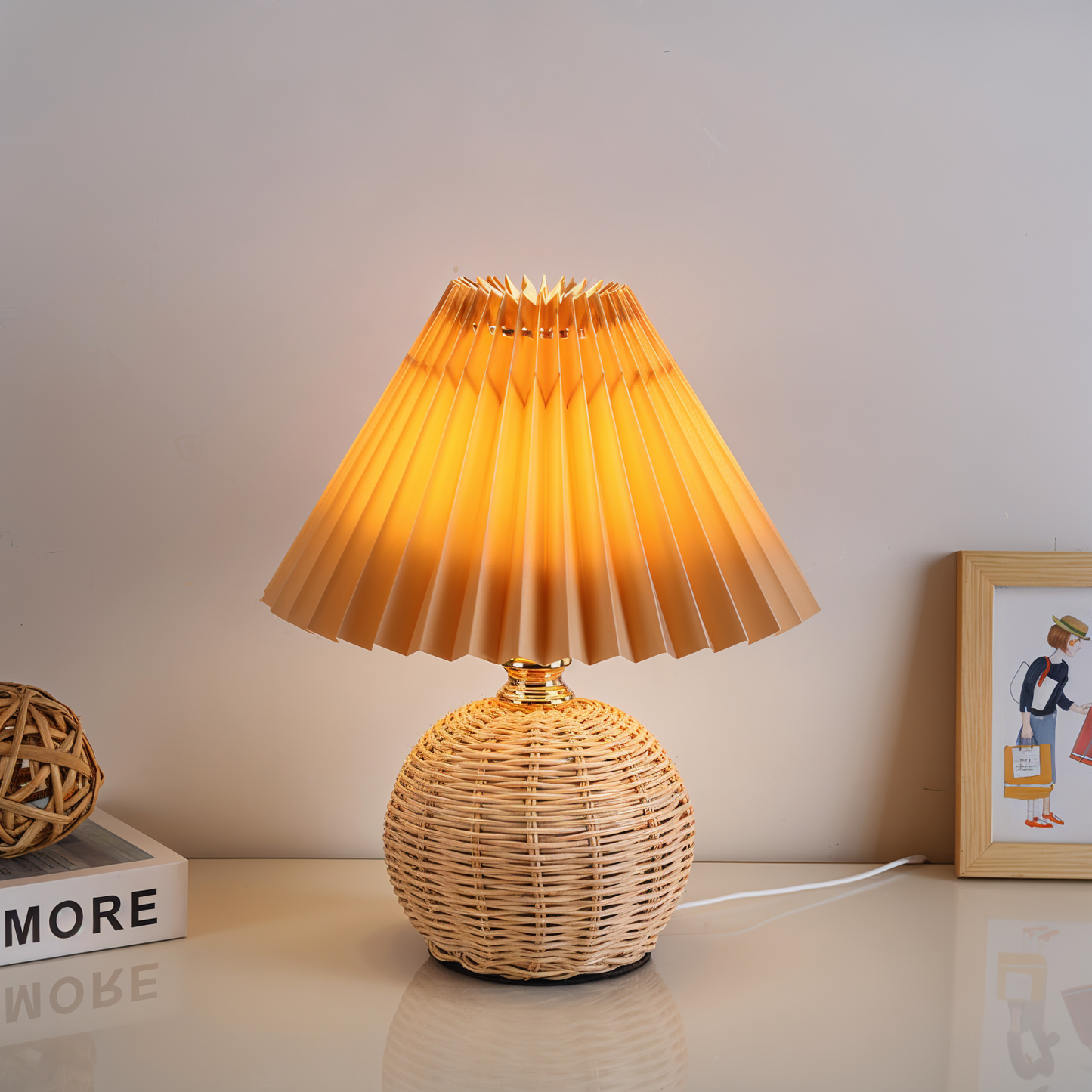 Brolly plisseret bordlampe - retro rattan lampe - konisk bordlampe