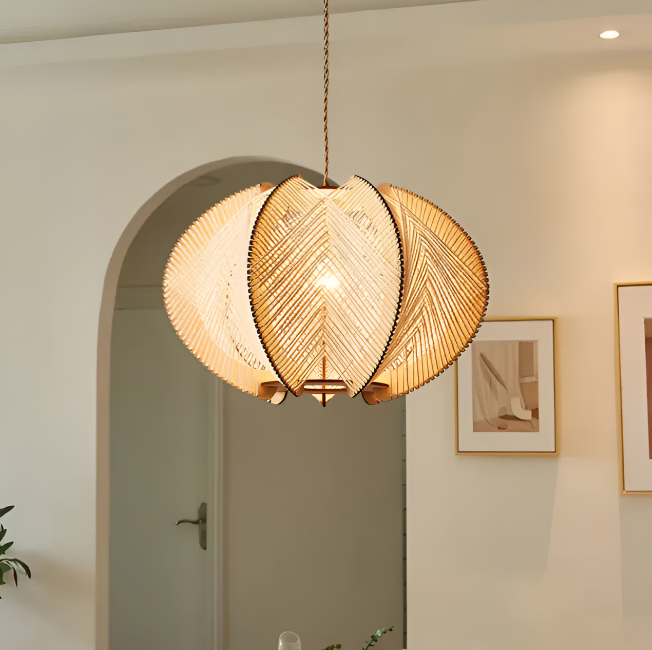 Kirei pendellampe - geometrisk hængelampe lavet af hampereb og træ - wabi sabi lighting