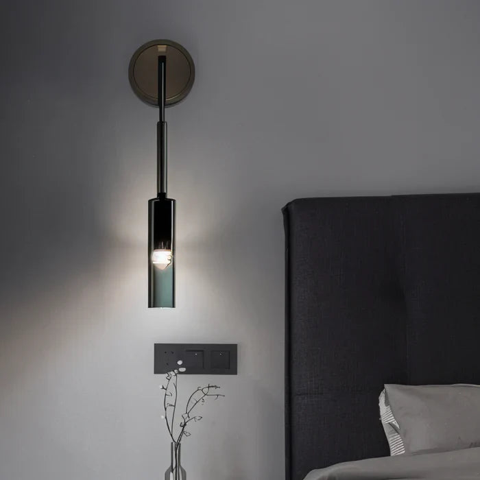 Krystalgrå væglampe - minimalistisk moderne væglampe med røgfarvet rør