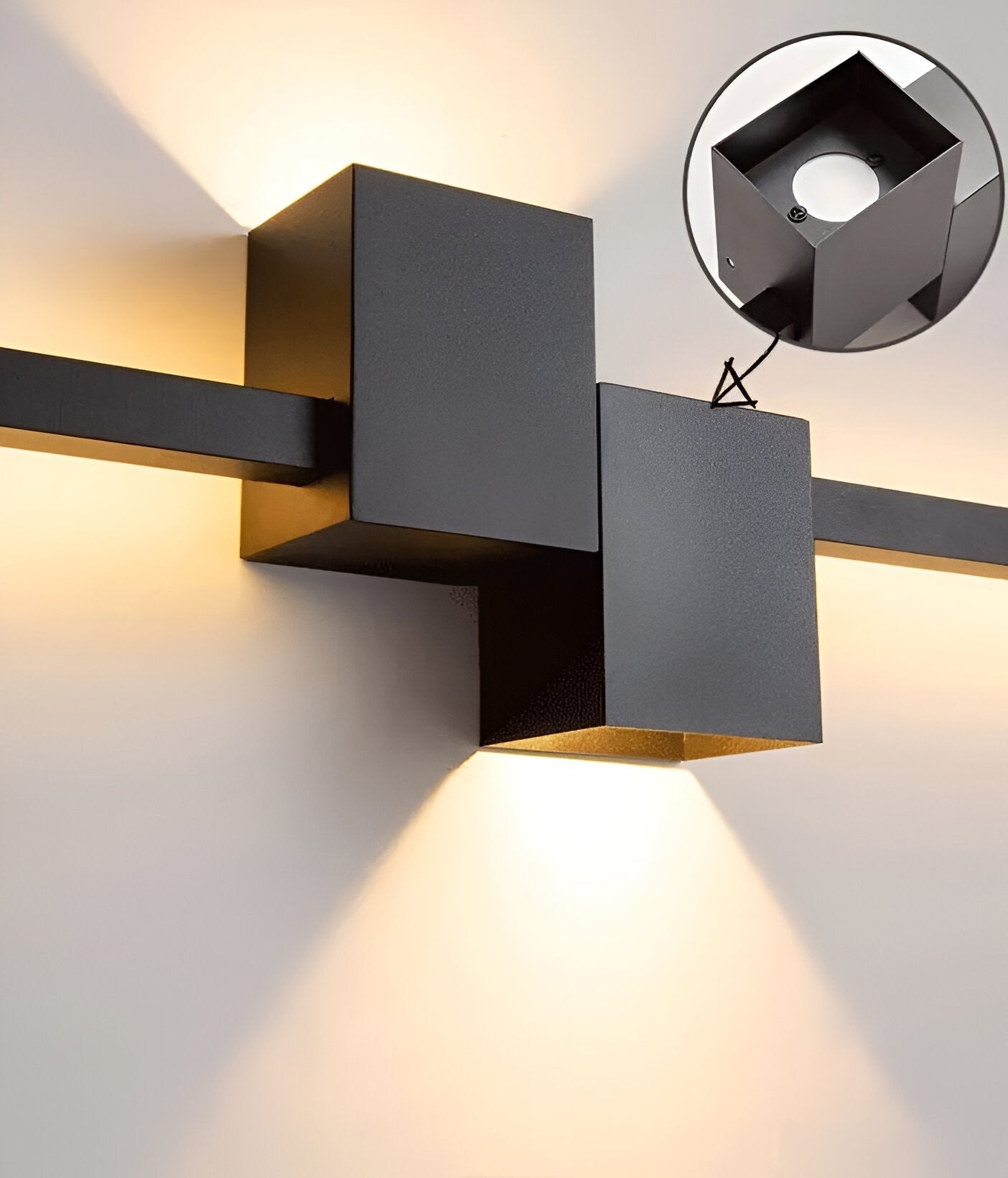 The line væglampe - minimalistisk sort lang led-væglampe