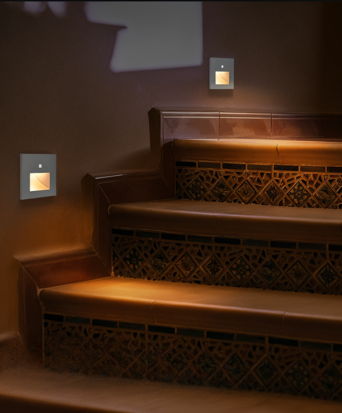 LumiStep væglampe - indbygget trappelys med bevægelsessensor