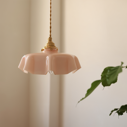 Retrotint pendellampe - blomsterformet cremefarvet glasskærm led-hængelampe
