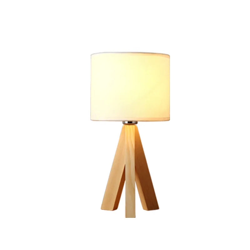WoodEssence - moderne bordlampe i træ