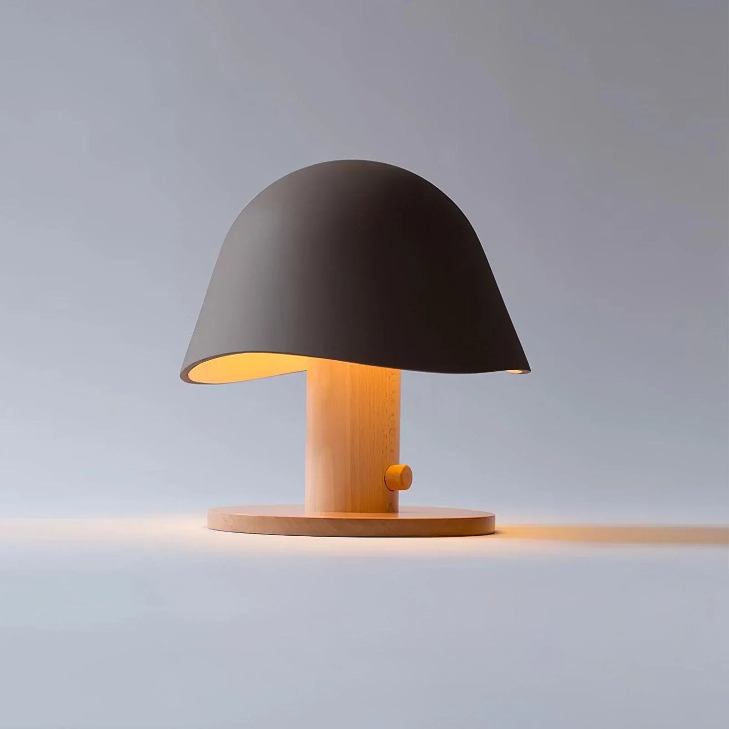 Bordlampe inspireret af svampe