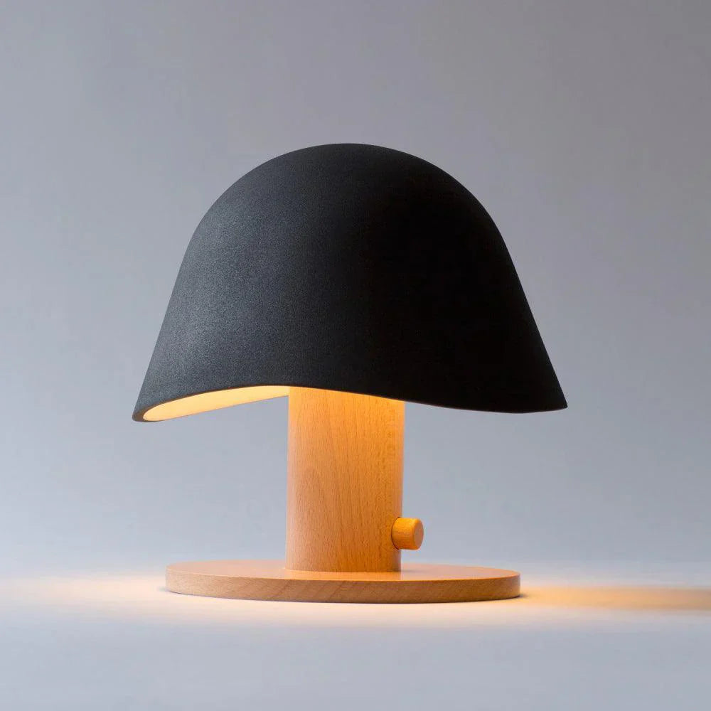 Bordlampe inspireret af svampe