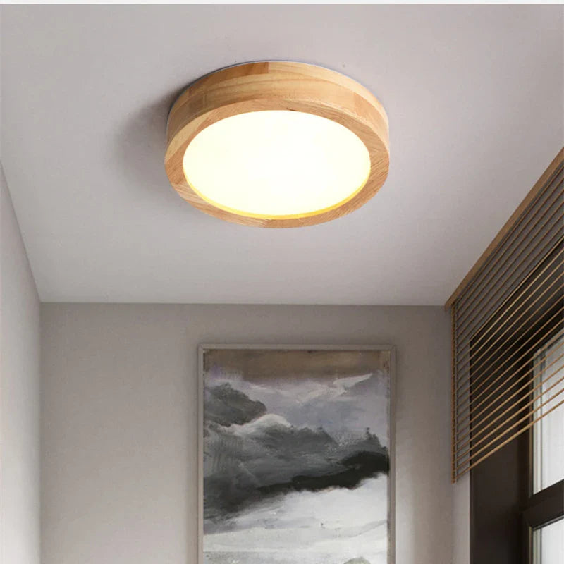 NordicGlo - nordisk loftslampe i massivt træ, rund