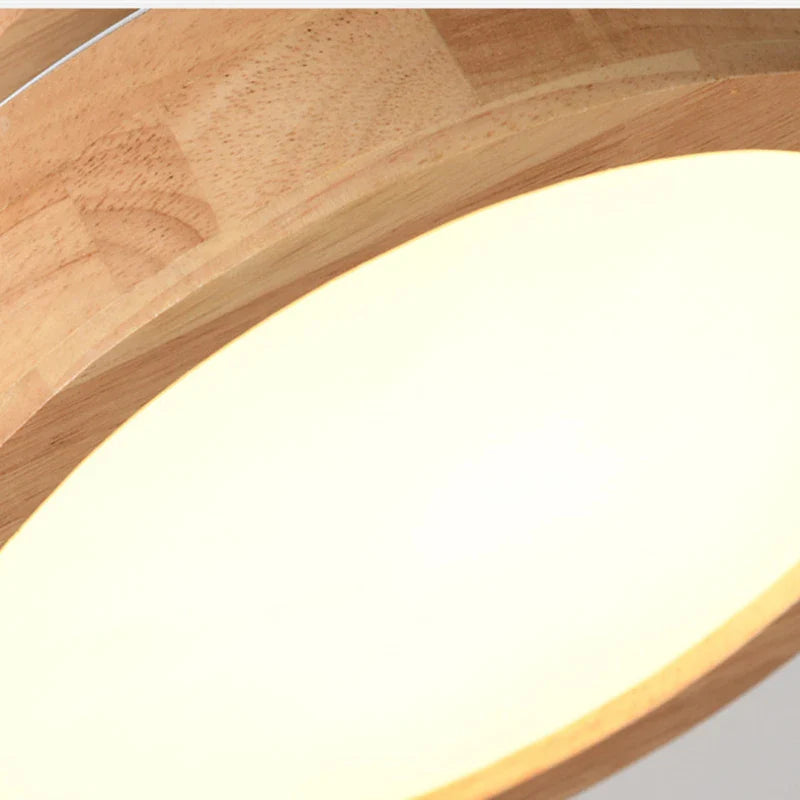 NordicGlo - nordisk loftslampe i massivt træ, rund