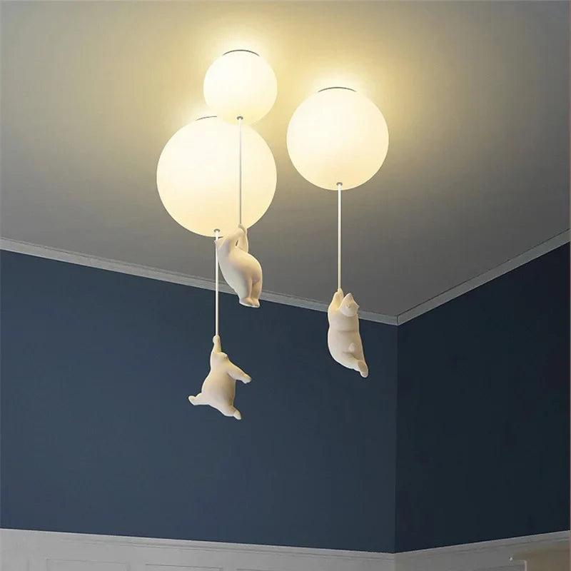 PolarFlare | LED-loftslampe med isbjørne-tema