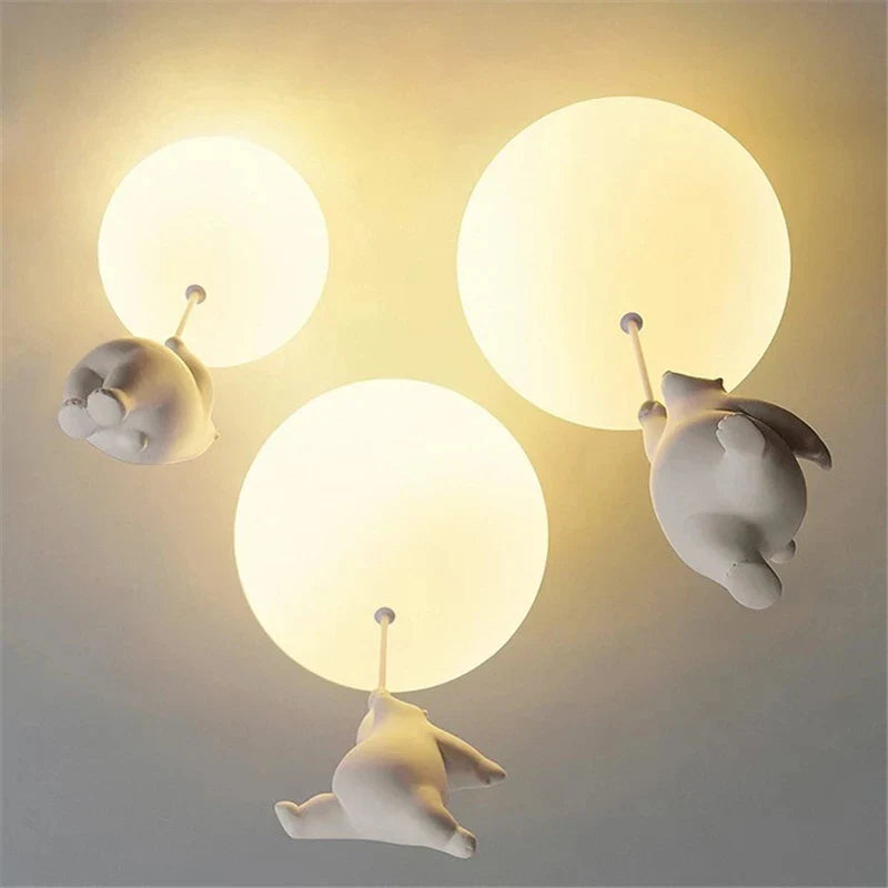 PolarFlare | LED-loftslampe med isbjørne-tema