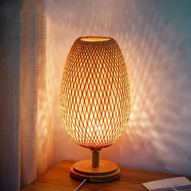Antiquebamboo - vintage bordlampe i bambus