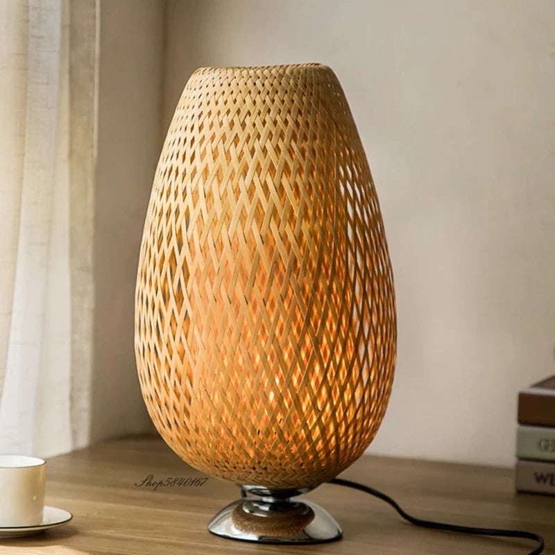 Antiquebamboo - vintage bordlampe i bambus
