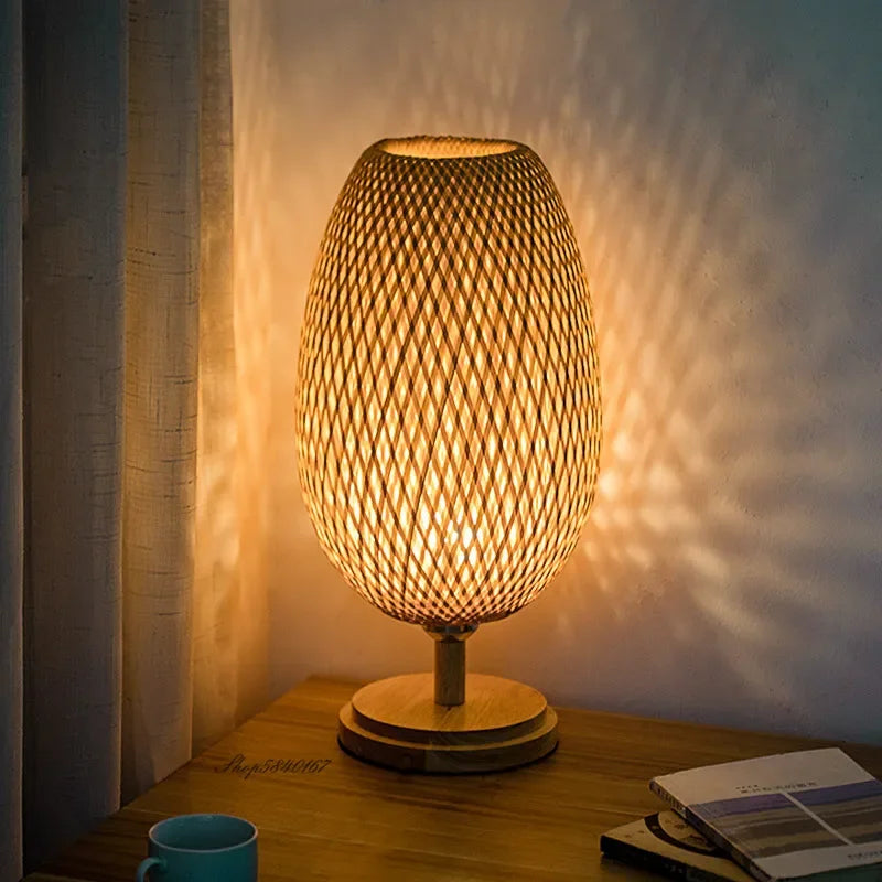 Antiquebamboo - vintage bordlampe i bambus