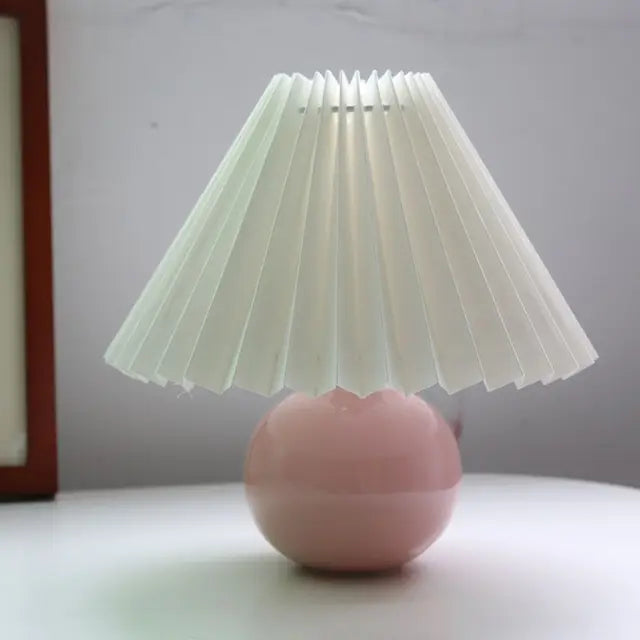 Antique Pleated - vintage bordlampe med plisseret skærm