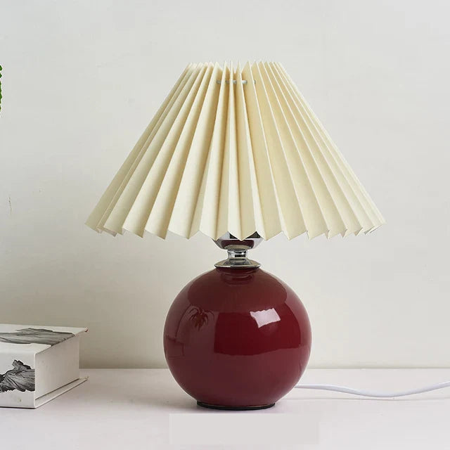 Antique Pleated - vintage bordlampe med plisseret skærm