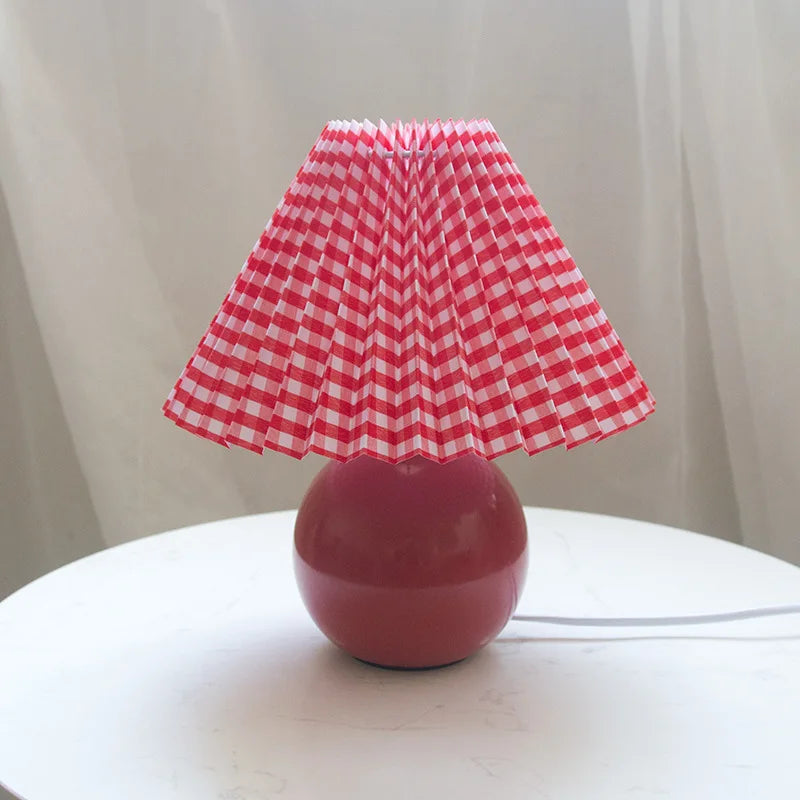 Antique Pleated - vintage bordlampe med plisseret skærm